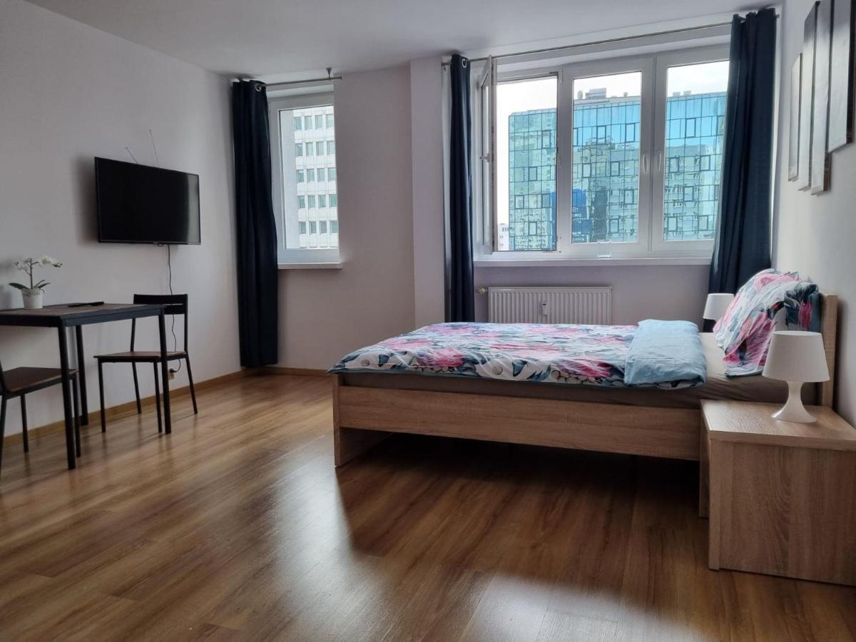 Warsaw Strict Center, Wifi, Next To Central Railway Station, Zlote Tarasy, Pkin, Warszawa Scisle Centrum Bagian luar foto